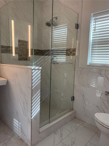 996 BRUCE AVENUE, Clearwater Beach, FL 33767