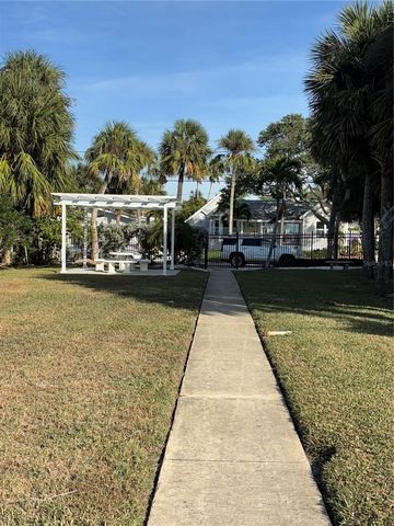 996 BRUCE AVENUE, Clearwater Beach, FL 33767