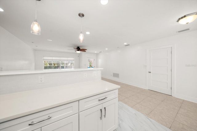 996 BRUCE AVENUE, Clearwater Beach, FL 33767