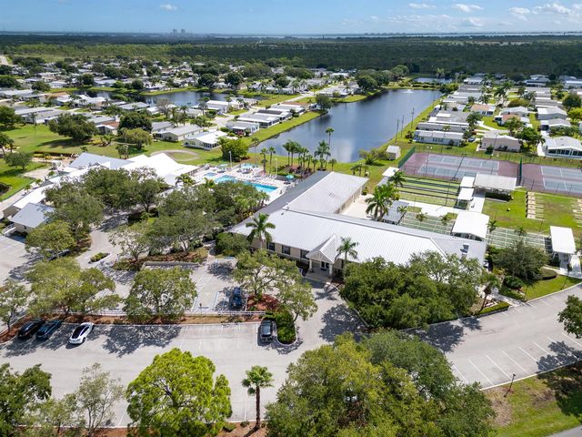 2945 Eagles Nest Way, Port St. Lucie, FL 34952