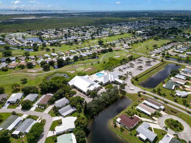 2945 Eagles Nest Way, Port St. Lucie, FL 34952