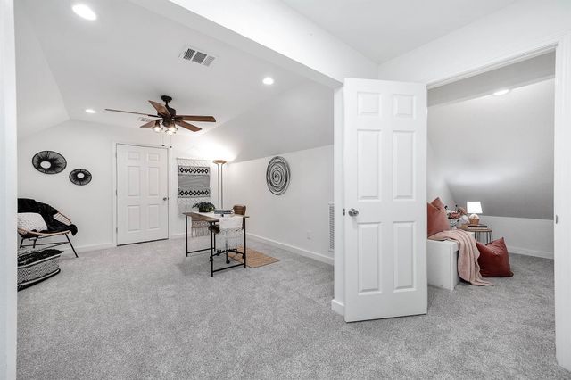 12827 Sandpiper Road, Angleton, TX 77515