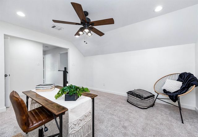 12827 Sandpiper Road, Angleton, TX 77515