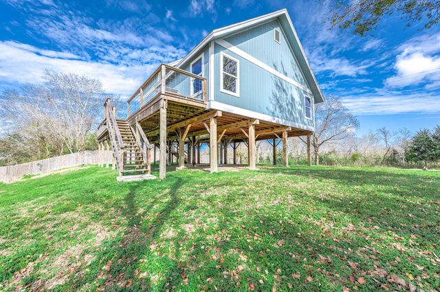 12827 Sandpiper Road, Angleton, TX 77515