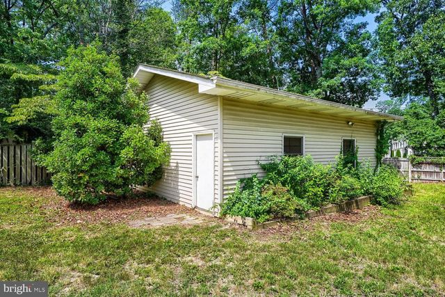 304 PINE CIR, Severna Park, MD 21146