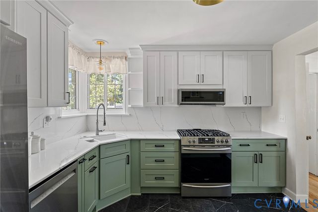 6827 Monument Ave, Henrico, VA 23226