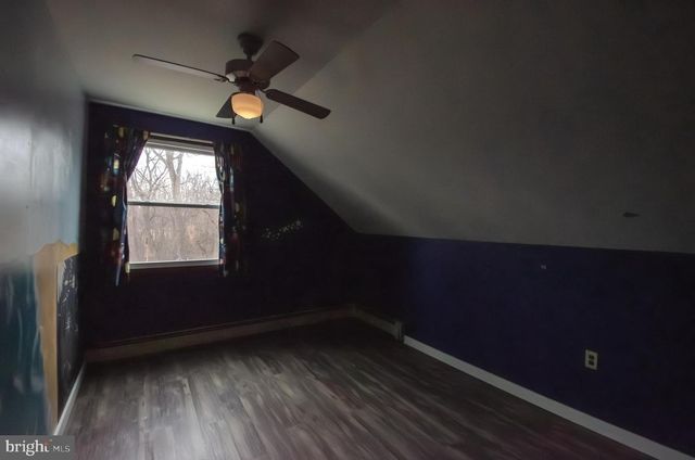 25 BASIN HILL RD, Duncannon, PA 17020