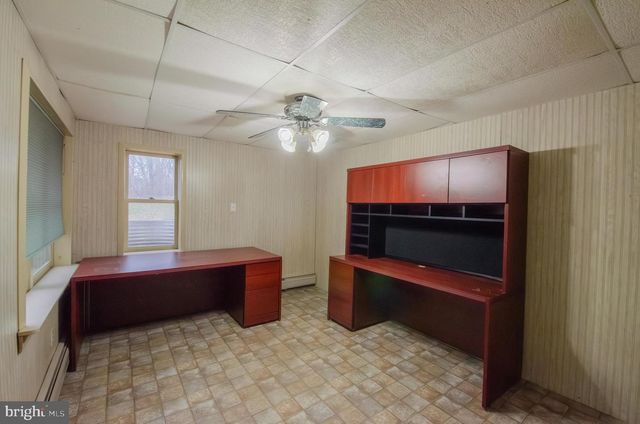 25 BASIN HILL RD, Duncannon, PA 17020