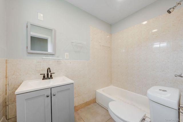 200 Princeton Street, Hempstead, NY 11550