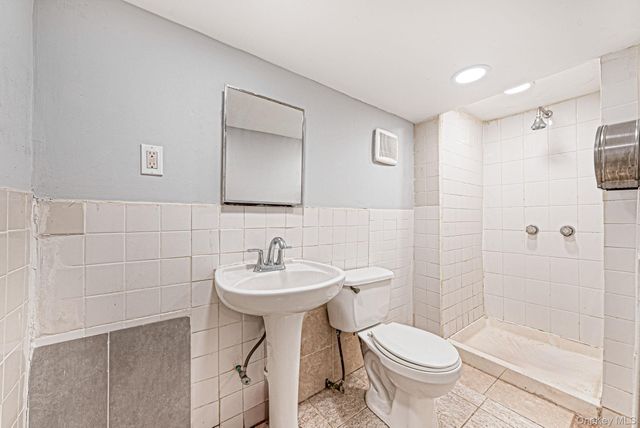 200 Princeton Street, Hempstead, NY 11550