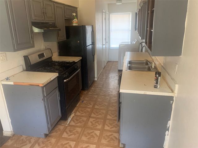 1626 Spring Lake Drive, Mesquite, TX 75149