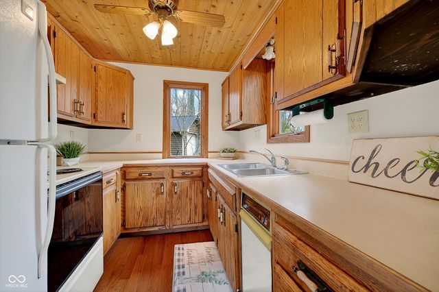 295 Victory Hill, Coatesville, IN 46121