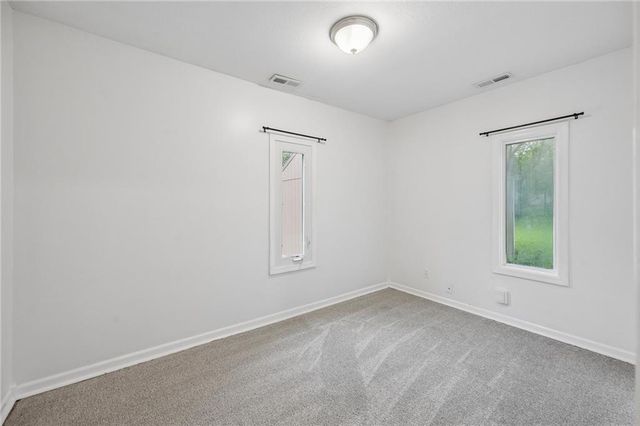 8400 Greenwood Street, Raytown, MO 64138