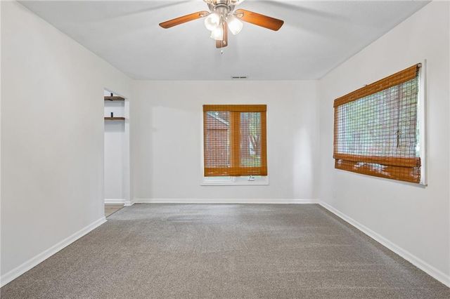 8400 Greenwood Street, Raytown, MO 64138