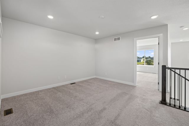 2824 Prairieside Place, Norwalk, IA 50211