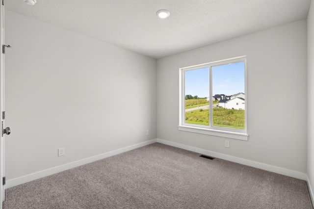 2824 Prairieside Place, Norwalk, IA 50211
