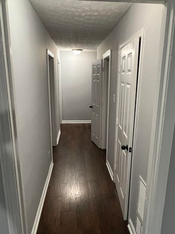 420 Lockridge Lane, Lawrenceville, GA 30046