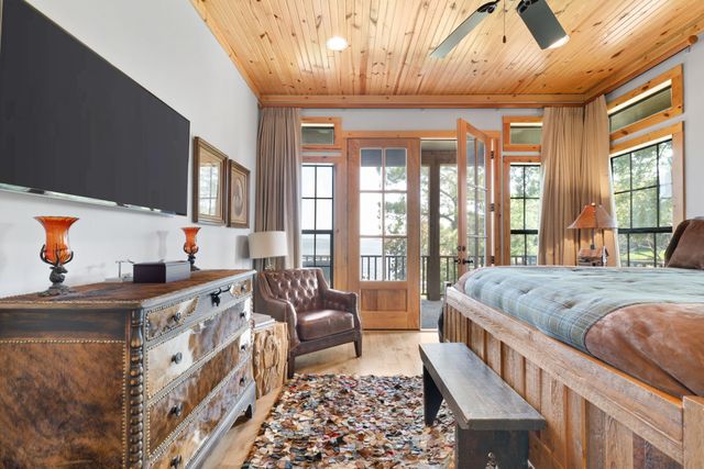 2501 Forest Hill Drive, Tool, TX 75143