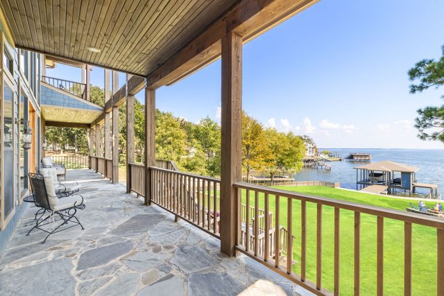 2501 Forest Hill Drive, Tool, TX 75143