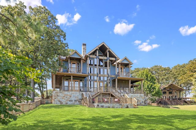 2501 Forest Hill Drive, Tool, TX 75143