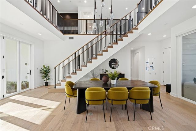 124 Chant, Irvine, CA 92618
