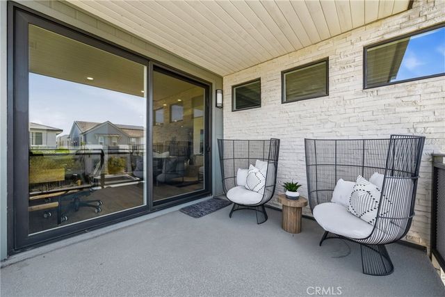 124 Chant, Irvine, CA 92618