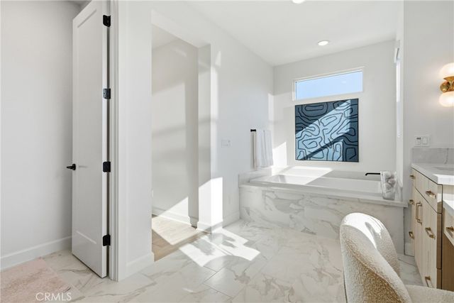 124 Chant, Irvine, CA 92618