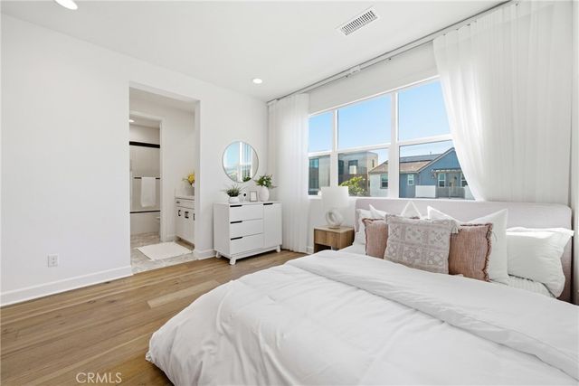 124 Chant, Irvine, CA 92618
