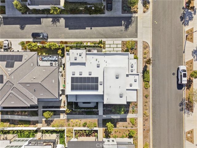 124 Chant, Irvine, CA 92618