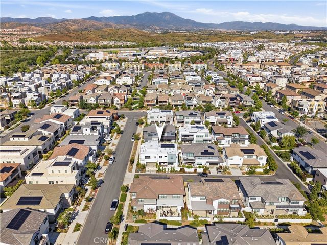 124 Chant, Irvine, CA 92618