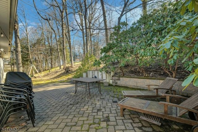 6 Mountainside Dr, Morris Twp., NJ 07960