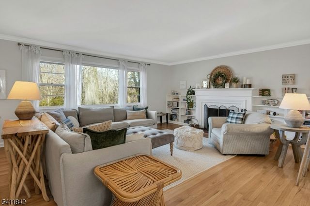 6 Mountainside Dr, Morris Twp., NJ 07960