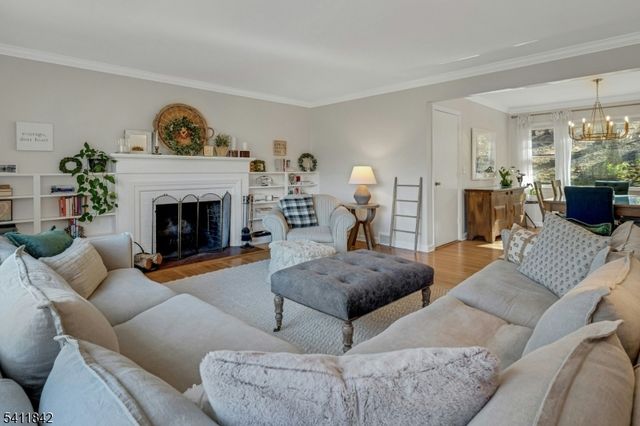 6 Mountainside Dr, Morris Twp., NJ 07960