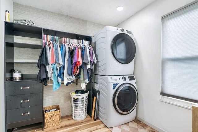 2382 Clover Blossom Court, Grove City, OH 43123