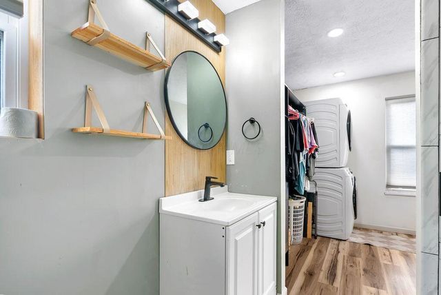 2382 Clover Blossom Court, Grove City, OH 43123