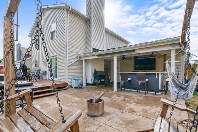 2382 Clover Blossom Court, Grove City, OH 43123