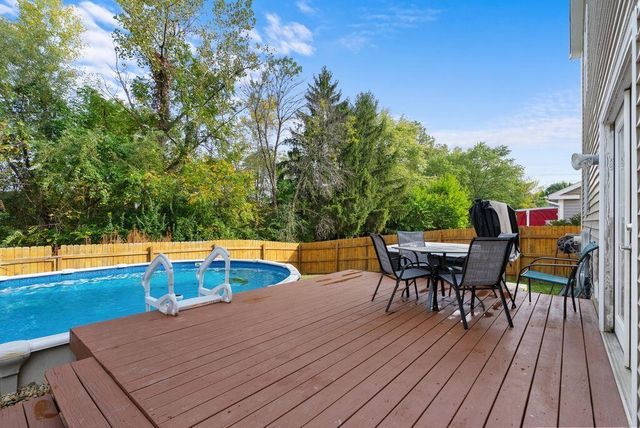 2382 Clover Blossom Court, Grove City, OH 43123