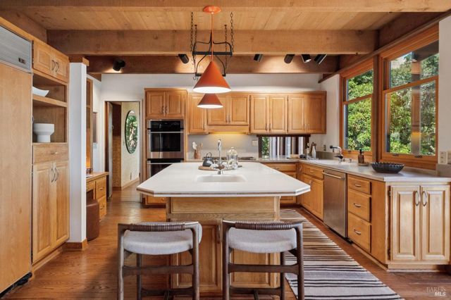 2490 Spanish Trail Rd, Tiburon, CA 94920