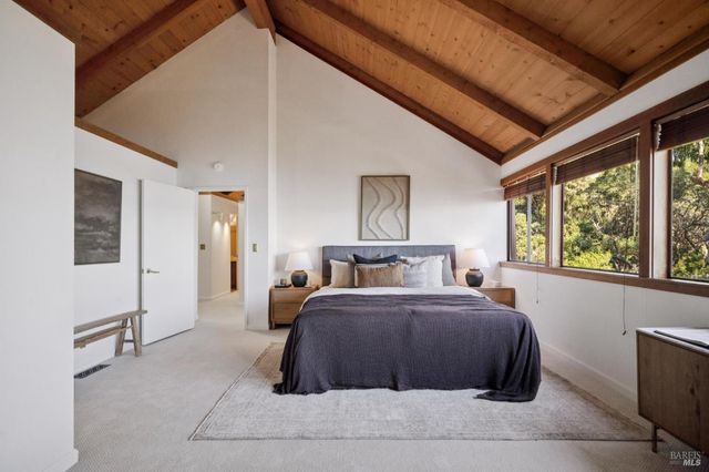 2490 Spanish Trail Rd, Tiburon, CA 94920