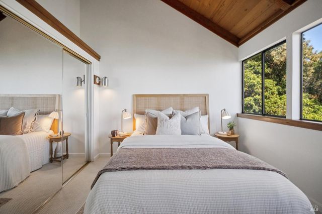 2490 Spanish Trail Rd, Tiburon, CA 94920