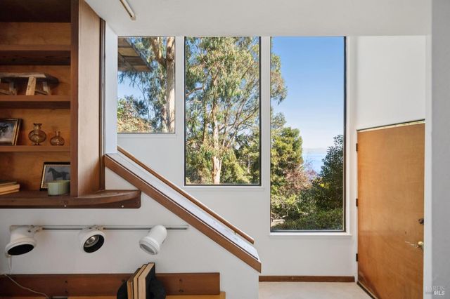 2490 Spanish Trail Rd, Tiburon, CA 94920