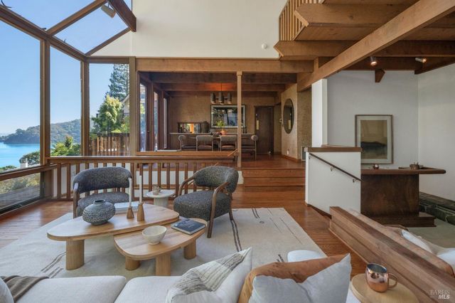 2490 Spanish Trail Rd, Tiburon, CA 94920