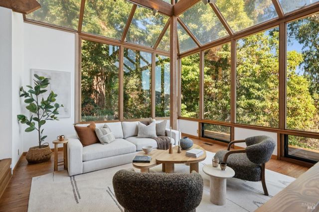 2490 Spanish Trail Rd, Tiburon, CA 94920