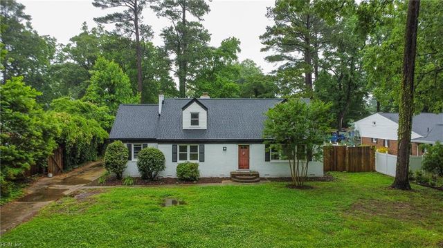 4328 Thoroughgood DR, Virginia Beach, VA 23455