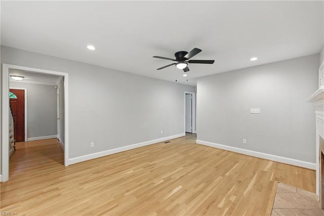4328 Thoroughgood DR, Virginia Beach, VA 23455