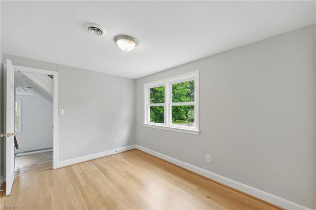 4328 Thoroughgood DR, Virginia Beach, VA 23455