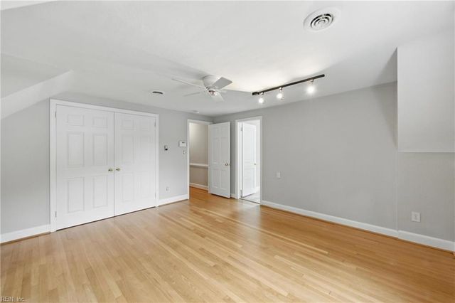 4328 Thoroughgood DR, Virginia Beach, VA 23455