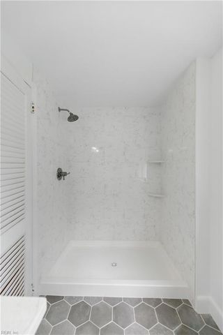 4328 Thoroughgood DR, Virginia Beach, VA 23455