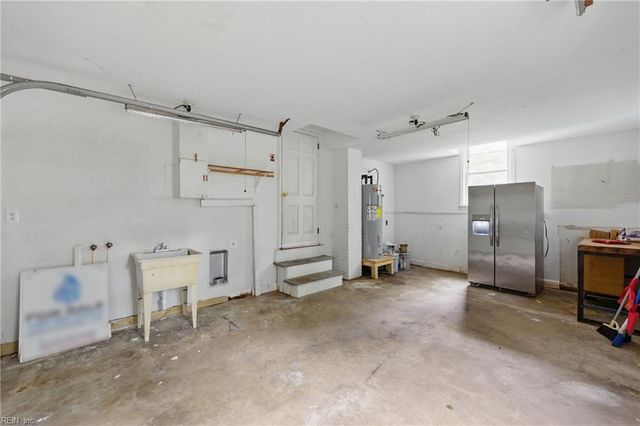 4328 Thoroughgood DR, Virginia Beach, VA 23455