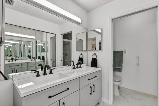 6184 SE Georgetown Place, Hobe Sound, FL 33455